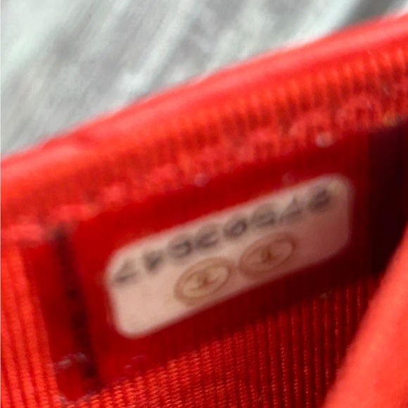 SOLD❤️ CHANEL Chevron Quilted Leather Compact Wallet Red - Picture 16 of 16